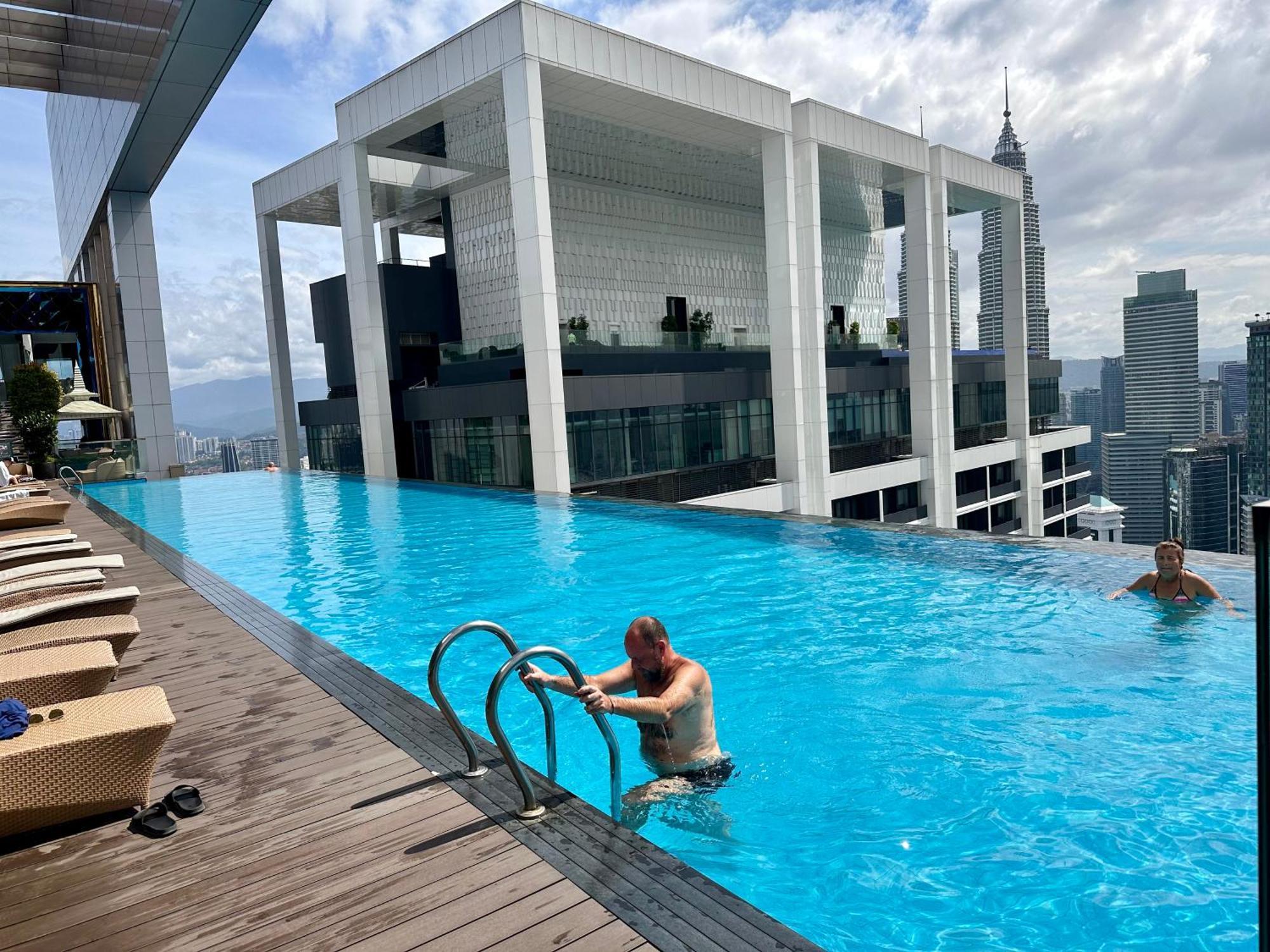 The Platinum Kuala Lumpur By Crown Suites מראה חיצוני תמונה